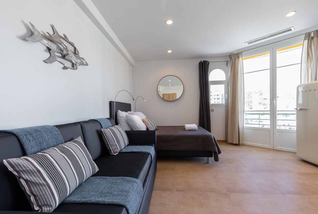 Palais Saint Pierre Apartment Cagnes-sur-Mer Ngoại thất bức ảnh
